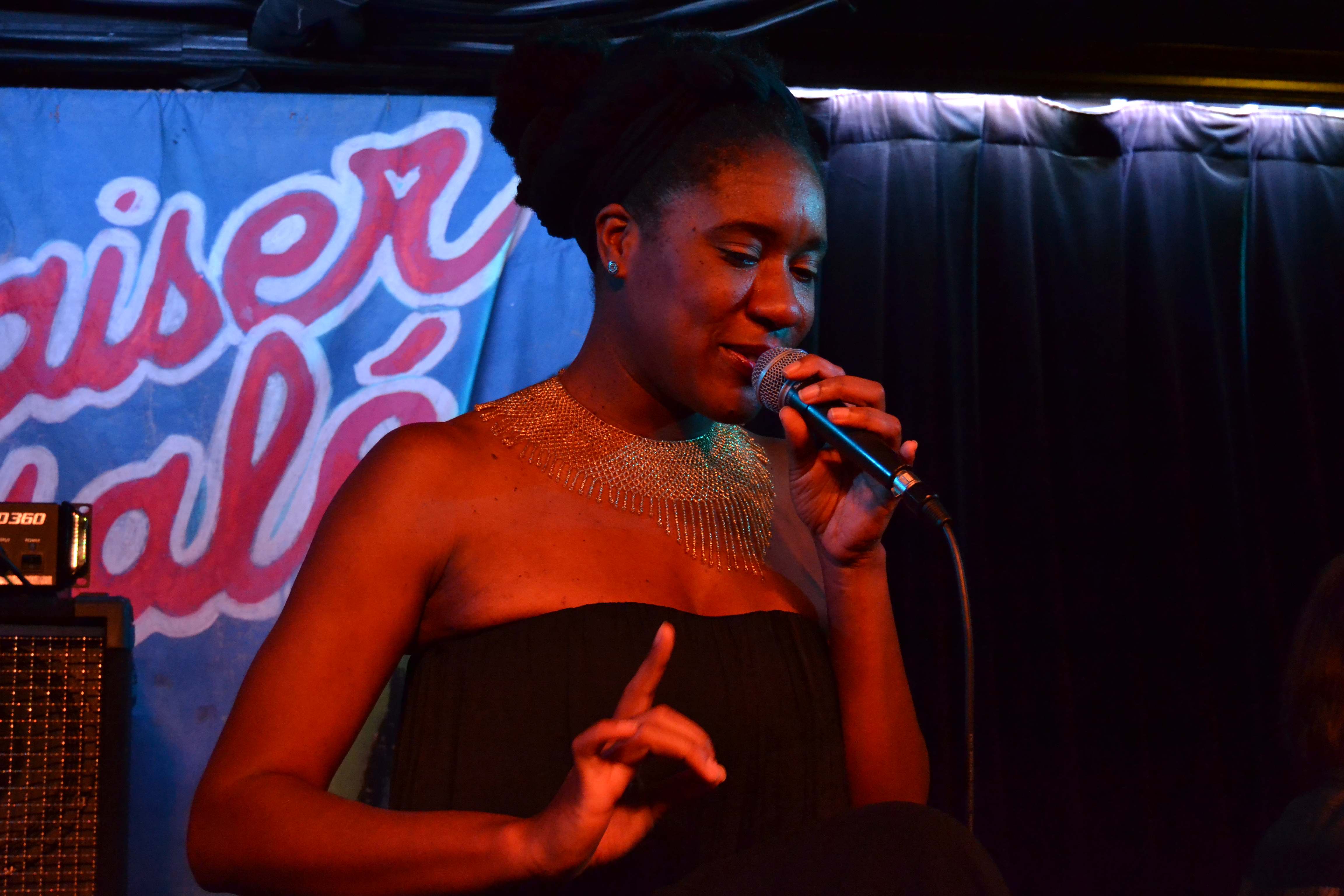 TRICIA EVY Invite PIERRE ELGRISHI